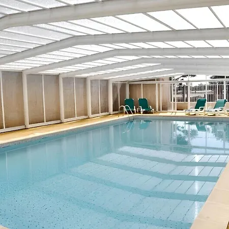 Casa vacanze Maison Accueillante à Avec Piscine Et Terrasse Calvisson