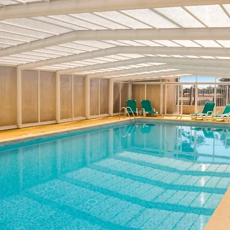 Maison Accueillante à Avec Piscine Et Terrasse Casa de Férias *