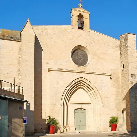 Casa de Férias Maison Accueillante à Avec Piscine Et Terrasse